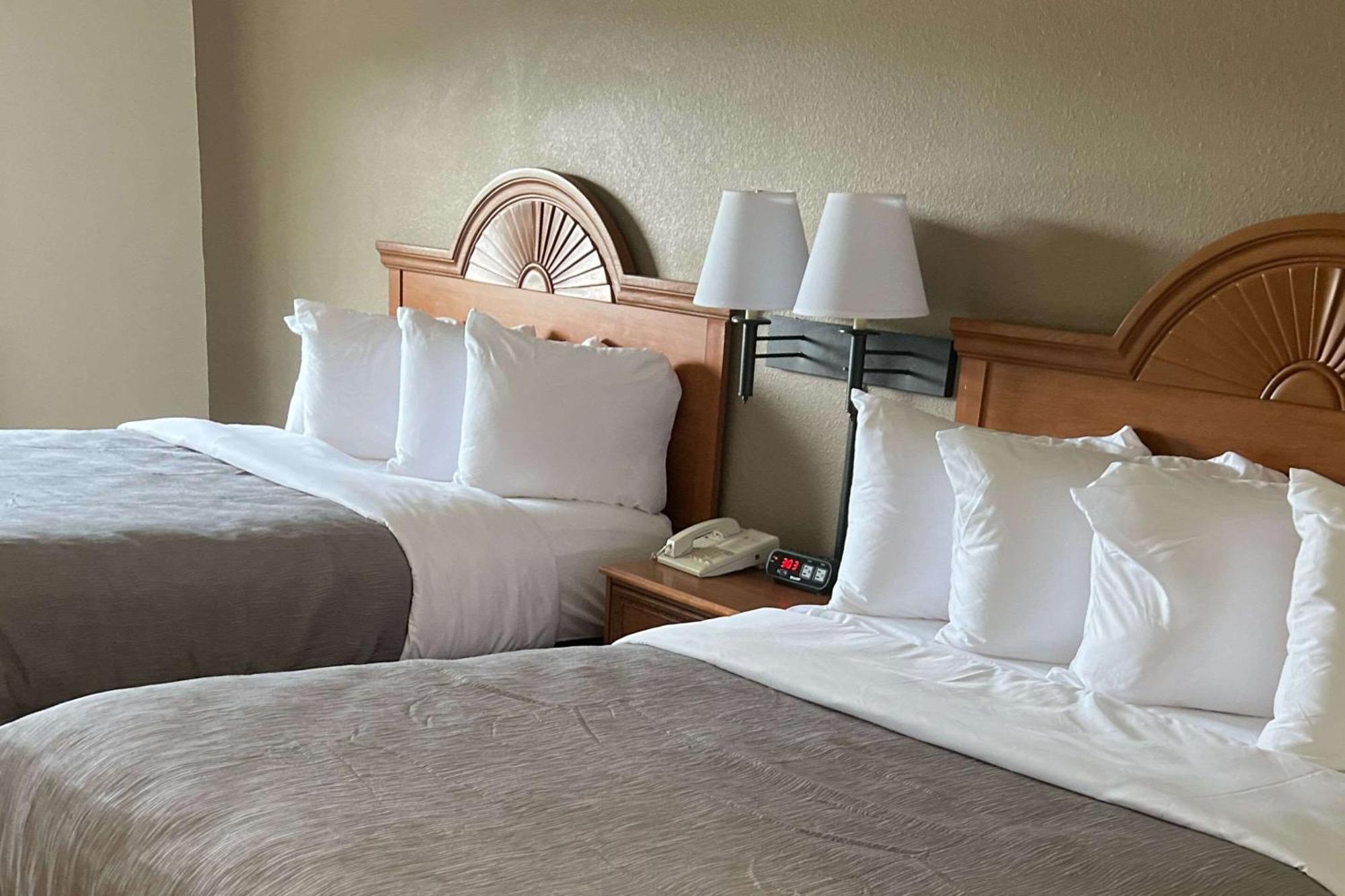 הנטינגטון Quality Inn מראה חיצוני תמונה